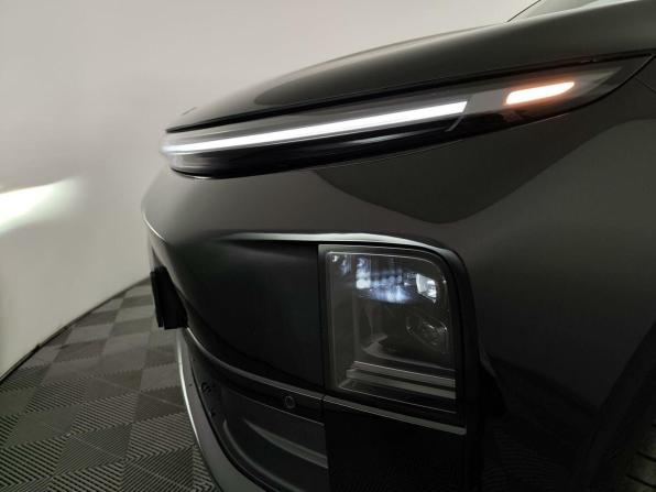 Новый Li Auto (Lixiang) L6 2025 года, цена 8 790 000 рублей, внедорожник, Автокод Объявления