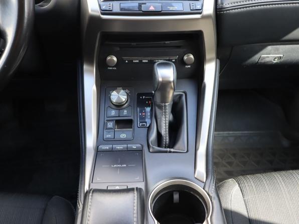 Lexus NX I Рестайлинг с пробегом 2020 года, цена 3 090 000 рублей, 236012 км, внедорожник, Автокод Объявления