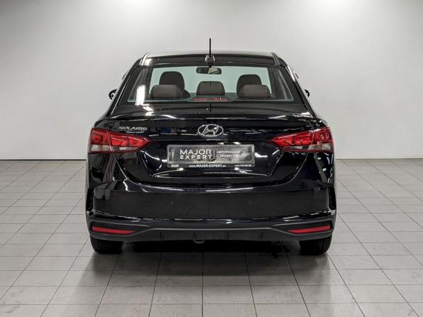 Hyundai Solaris II Рестайлинг с пробегом 2021 года, цена 1 450 000 рублей, 158101 км, седан, Автокод Объявления