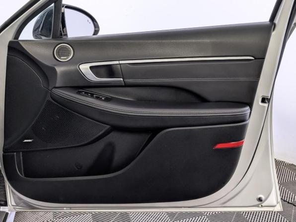Hyundai Sonata VIII (DN8) с пробегом 2022 года, цена 3 000 000 рублей, 47846 км, седан, Автокод Объявления