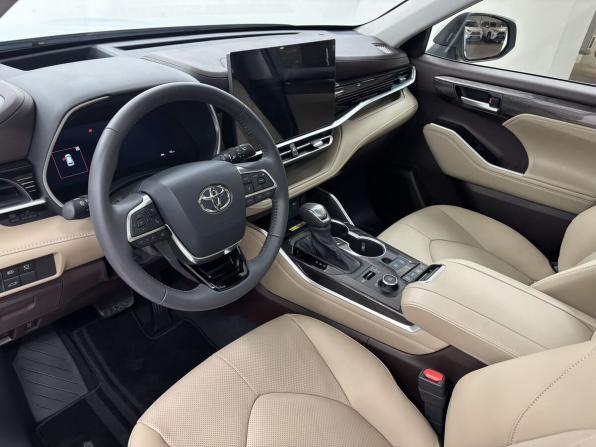 Toyota Highlander IV (XU70) с пробегом 2026 года, цена 5 750 000 рублей, 12 км, внедорожник, Автокод Объявления