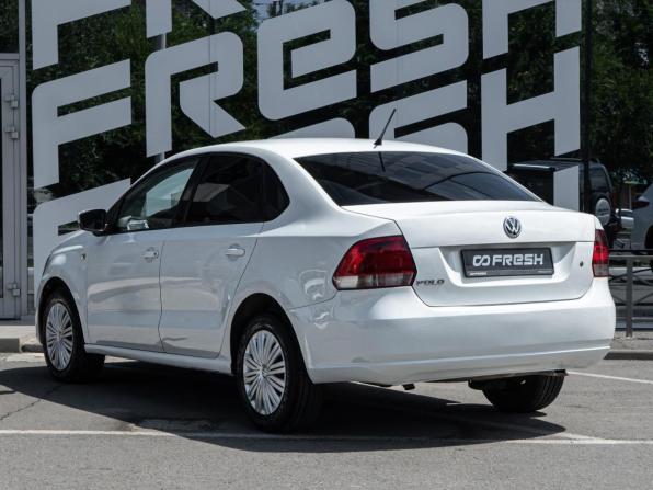 Volkswagen Polo V с пробегом 2015 года, цена 710 000 рублей, 169229 км, седан, Автокод Объявления