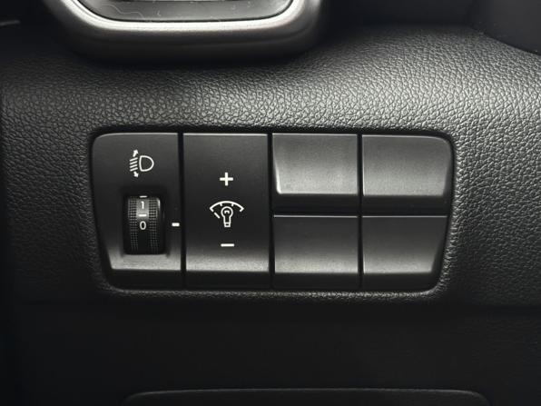 Kia Sportage IV Рестайлинг с пробегом 2018 года, цена 2 150 000 рублей, 89027 км, внедорожник, Автокод Объявления
