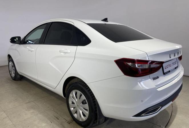 Lada (ВАЗ) Vesta I Рестайлинг (NG) с пробегом 2024 года, цена 1 290 000 рублей, 32801 км, седан, Автокод Объявления