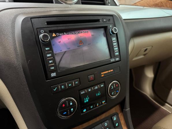 Buick Enclave I с пробегом 2008 года, цена 950 000 рублей, 156000 км, внедорожник, Автокод Объявления