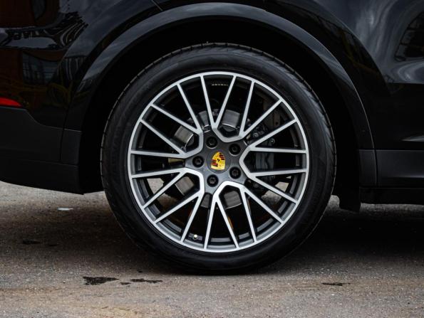 Porsche Cayenne III с пробегом 2019 года, цена 8 190 000 рублей, 60000 км, внедорожник, Автокод Объявления