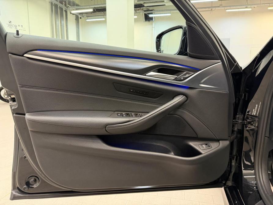 BMW 5 серии VII (G30/G31/G38) Рестайлинг Санкт-Петербург  - изображение 12