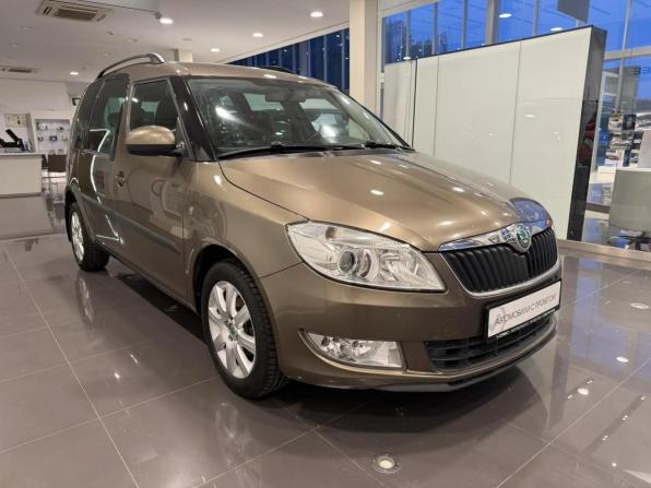 Skoda Roomster I Рестайлинг с пробегом 2012 года, цена 640 000 рублей, 143233 км, минивэн, Автокод Объявления