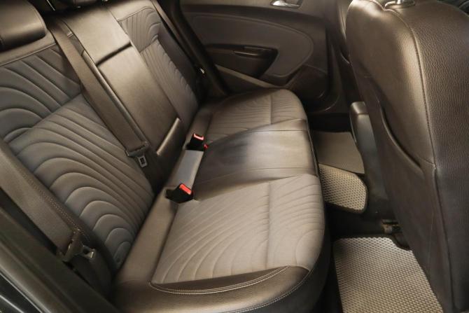 Opel Astra J Рестайлинг с пробегом 2013 года, цена 729 000 рублей, 218000 км, хэтчбек, Автокод Объявления