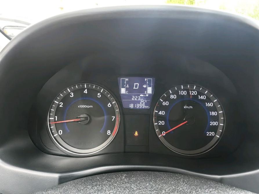 Hyundai Solaris I Рестайлинг Нижнекамск  - изображение 18