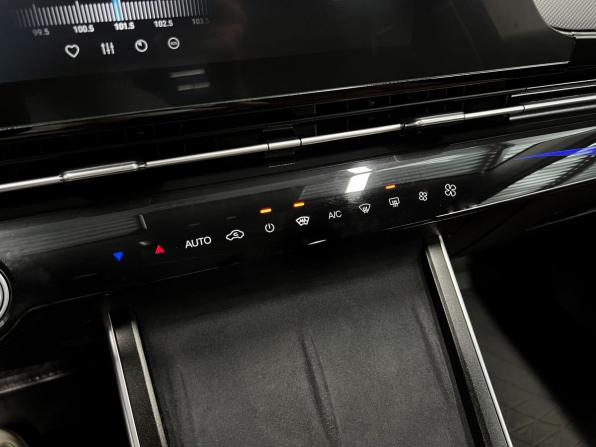 Omoda C5 I с пробегом 2024 года, цена 1 685 000 рублей, 59319 км, внедорожник, Автокод Объявления