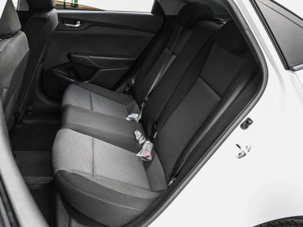 Hyundai Solaris II Рестайлинг с пробегом 2021 года, цена 1 610 000 рублей, 107084 км, седан, Автокод Объявления