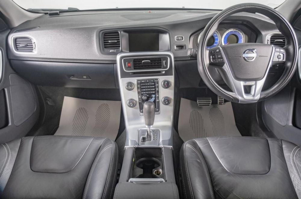 Volvo V60 I Томск  - изображение 11