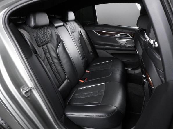 BMW 7 серии VI (G11/G12) Рестайлинг с пробегом 2022 года, цена 6 899 000 рублей, 27123 км, седан, Автокод Объявления