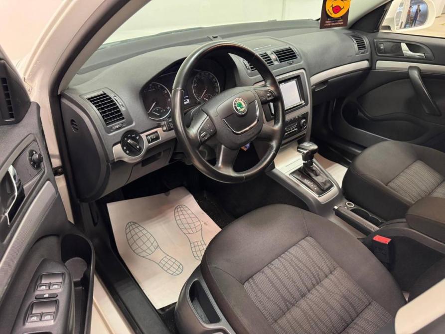Skoda Octavia II (A5) Рестайлинг Москва  - изображение 7