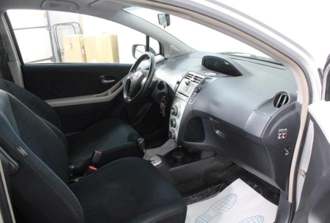 Toyota Yaris II с пробегом 2008 года, цена 490 000 рублей, 179608 км, хэтчбек, Автокод Объявления
