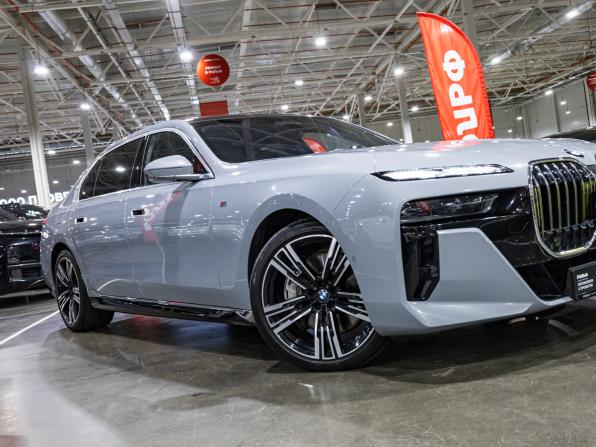 BMW 7 серии VII (G70) с пробегом 2022 года, цена 14 950 000 рублей, 22500 км, седан, Автокод Объявления