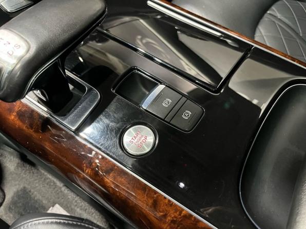 Audi A8 III (D4) с пробегом 2012 года, цена 1 650 000 рублей, 256502 км, седан, Автокод Объявления