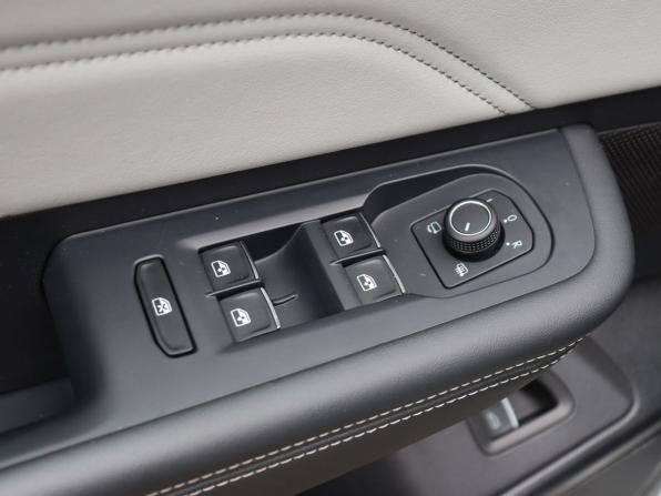 Volkswagen Tavendor I с пробегом 2023 года, цена 4 500 000 рублей, 69533 км, внедорожник, Автокод Объявления