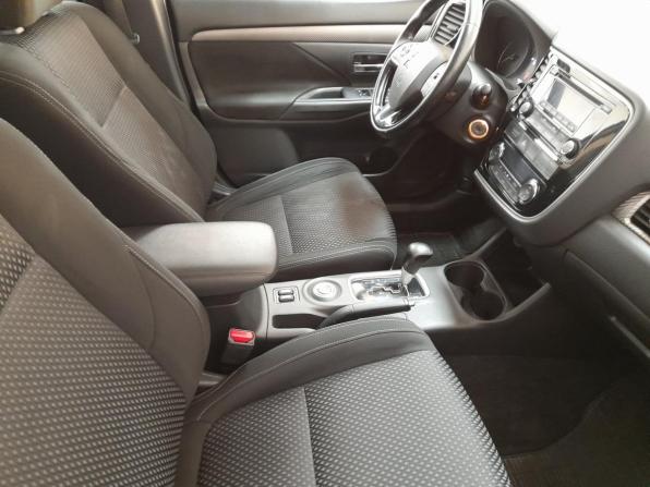 Mitsubishi Outlander III Рестайлинг 2 с пробегом 2016 года, цена 1 799 000 рублей, 170000 км, внедорожник, Автокод Объявления