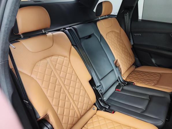 Audi SQ7 I (4M) Рестайлинг 2 с пробегом 2024 года, цена 17 900 000 рублей, 8400 км, внедорожник, Автокод Объявления
