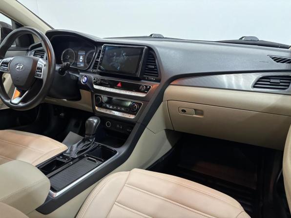 Hyundai Sonata VII (LF) Рестайлинг с пробегом 2018 года, цена 2 200 000 рублей, 69123 км, седан, Автокод Объявления