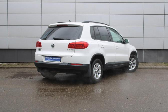 Volkswagen Tiguan I Рестайлинг с пробегом 2012 года, цена 1 067 000 рублей, 259255 км, внедорожник, Автокод Объявления
