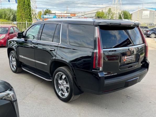 Cadillac Escalade IV с пробегом 2017 года, цена 4 490 000 рублей, 153040 км, внедорожник, Автокод Объявления