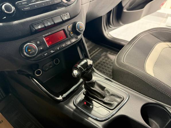 Kia Ceed II с пробегом 2013 года, цена 813 000 рублей, 379534 км, хэтчбек, Автокод Объявления