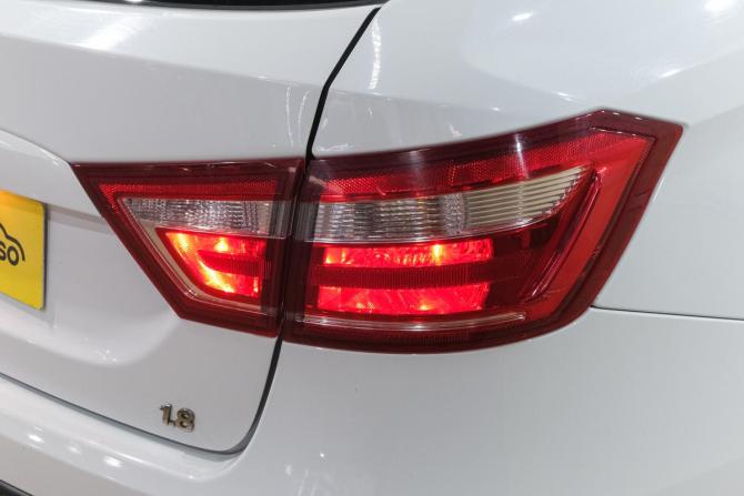 Lada (ВАЗ) Vesta I с пробегом 2019 года, цена 1 269 000 рублей, 61299 км, универсал, Автокод Объявления