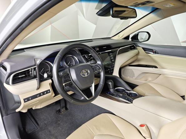 Toyota Camry VIII (XV70) с пробегом 2020 года, цена 3 260 000 рублей, 41636 км, седан, Автокод Объявления