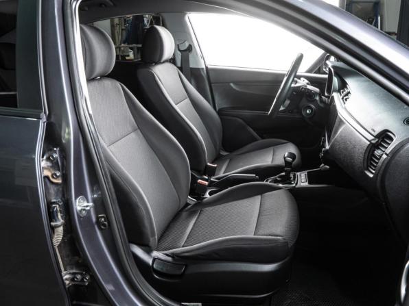 Kia Rio IV Рестайлинг с пробегом 2021 года, цена 1 899 000 рублей, 60299 км, седан, Автокод Объявления