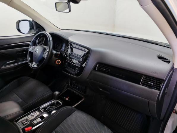Mitsubishi Outlander III Рестайлинг 3 с пробегом 2019 года, цена 2 075 000 рублей, 136126 км, внедорожник, Автокод Объявления