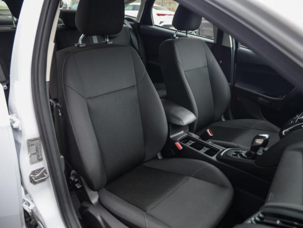 Ford Focus III Рестайлинг с пробегом 2018 года, цена 1 239 000 рублей, 62033 км, седан, Автокод Объявления