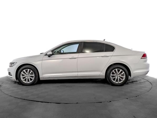 Volkswagen Passat B8 с пробегом 2019 года, цена 2 190 000 рублей, 116847 км, седан, Автокод Объявления