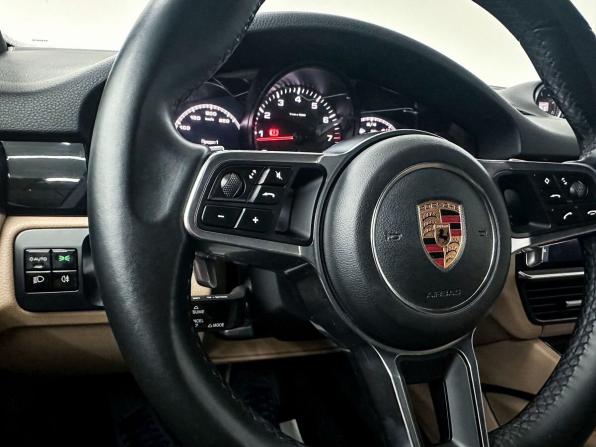 Porsche Cayenne III с пробегом 2018 года, цена 4 950 000 рублей, 144000 км, внедорожник, Автокод Объявления