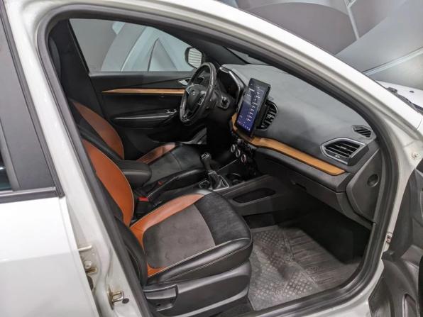Lada (ВАЗ) Vesta I Рестайлинг (NG) с пробегом 2023 года, цена 1 335 000 рублей, 60357 км, седан, Автокод Объявления