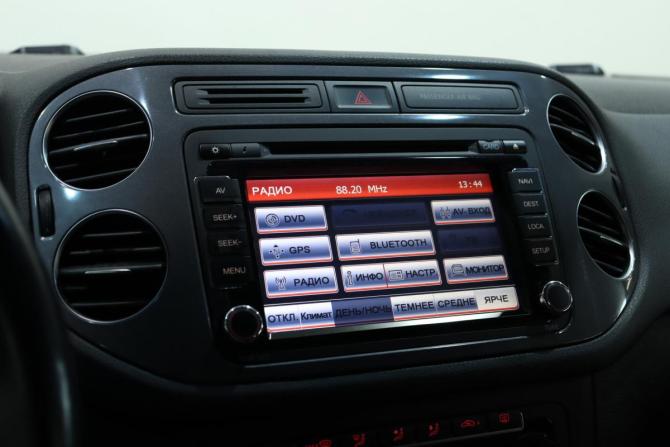 Volkswagen Tiguan I Рестайлинг с пробегом 2012 года, цена 1 339 000 рублей, 187828 км, внедорожник, Автокод Объявления