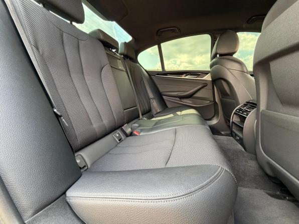 BMW 5 серии VII (G30/G31/G38) с пробегом 2018 года, цена 2 990 000 рублей, 124000 км, седан, Автокод Объявления