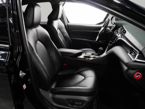 Toyota Camry VIII (XV70) с пробегом 2018 года, цена 2 450 000 рублей, 171220 км, седан, Автокод Объявления