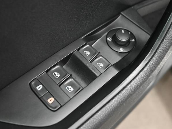 Skoda Superb III Рестайлинг с пробегом 2019 года, цена 2 900 000 рублей, 91607 км, лифтбек, Автокод Объявления