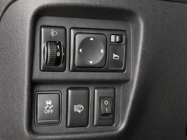 Nissan Juke I с пробегом 2013 года, цена 899 900 рублей, 220000 км, внедорожник, Автокод Объявления