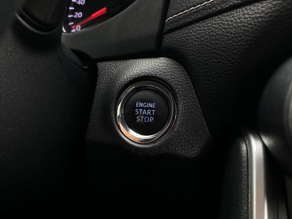Toyota RAV4 V (XA50) с пробегом 2019 года, цена 3 549 000 рублей, 99302 км, внедорожник, Автокод Объявления
