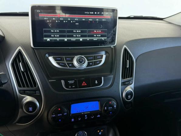 Hyundai ix35 I с пробегом 2011 года, цена 1 180 000 рублей, 208061 км, внедорожник, Автокод Объявления