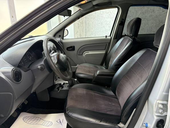 Renault Logan I с пробегом 2009 года, цена 429 000 рублей, 207966 км, седан, Автокод Объявления
