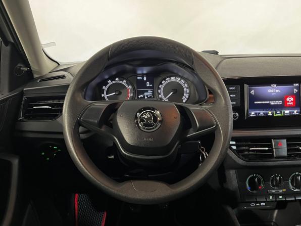 Skoda Rapid II с пробегом 2020 года, цена 1 399 900 рублей, 130000 км, лифтбек, Автокод Объявления