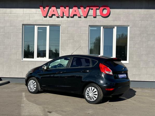 Ford Fiesta Mk6 Рестайлинг с пробегом 2016 года, цена 935 000 рублей, 112424 км, хэтчбек, Автокод Объявления