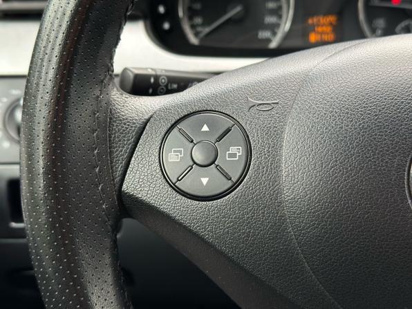 Mercedes-Benz Viano I (W639) Рестайлинг с пробегом 2010 года, цена 1 599 000 рублей, 376855 км, минивэн, Автокод Объявления