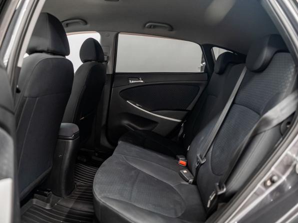 Hyundai Solaris I с пробегом 2012 года, цена 940 000 рублей, 135796 км, хэтчбек, Автокод Объявления