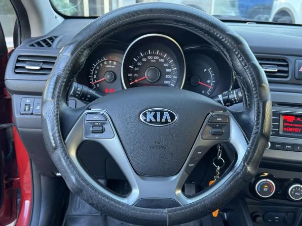 Kia Rio III Рестайлинг с пробегом 2015 года, цена 929 000 рублей, 115382 км, седан, Автокод Объявления